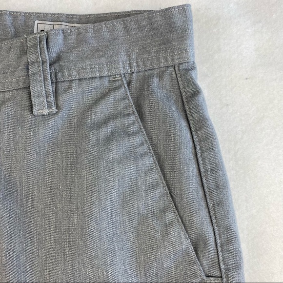 Volcom Men’s Gray Shorts - Picture 8 of 8